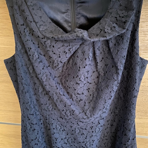 Beautiful Midnight Blue lace Tahari cocktail dress. NWT. - Picture 7 of 7